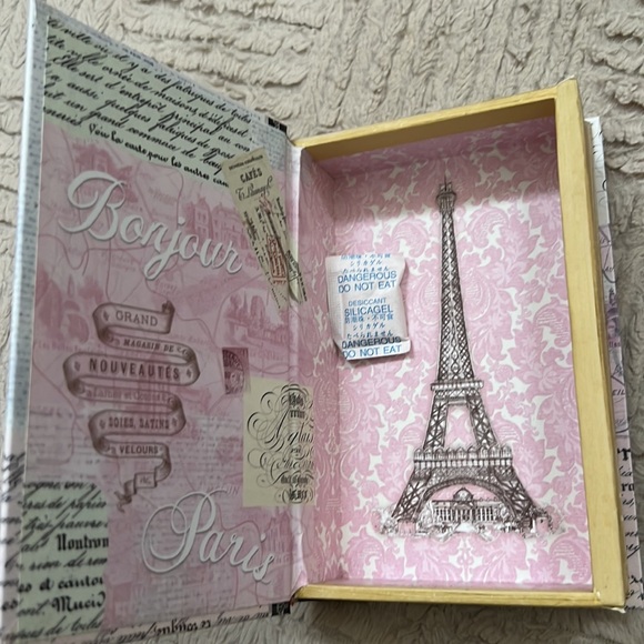 Paris decorative box decor storage, 2 piece, new condition - Picture 4 of 16